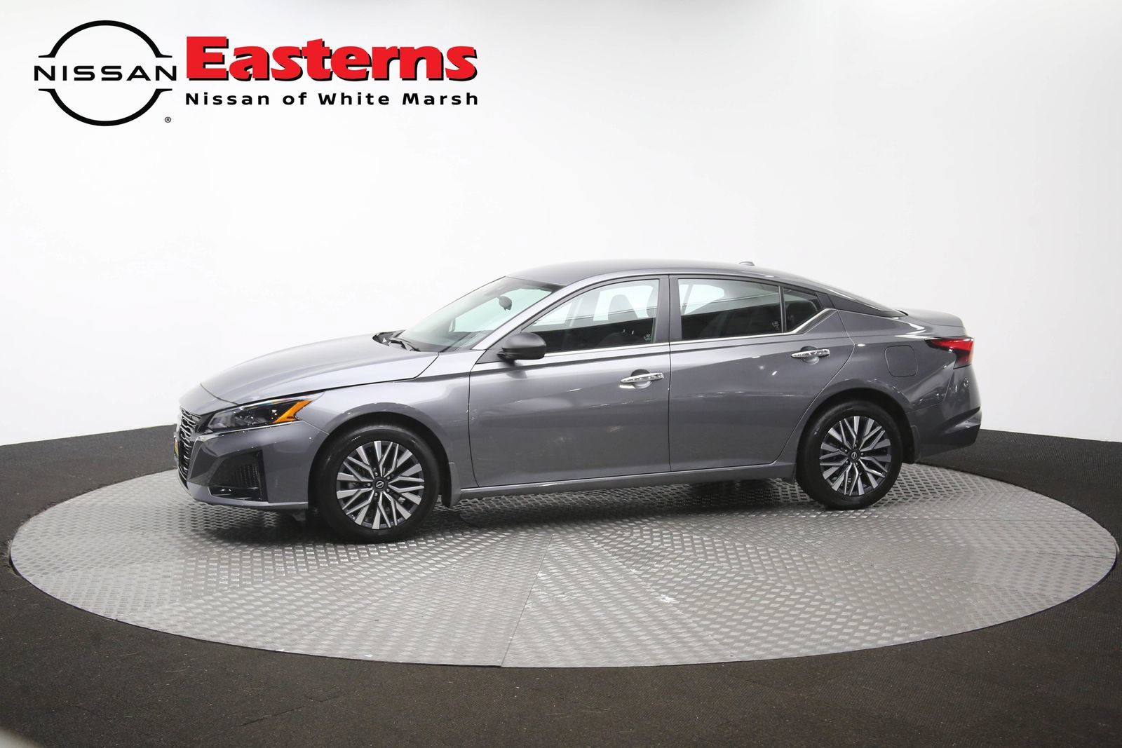 Used 2024 Nissan Altima 2.5 SV AWD/4WD image 59