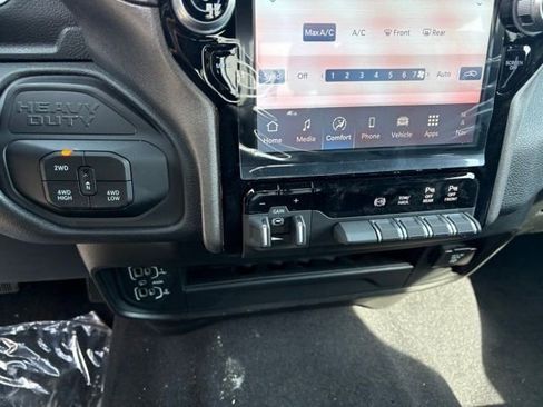 New 2025 RAM 2500 Tradesman image 28