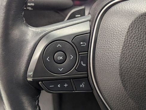 Used 2022 Toyota Corolla SE image 11