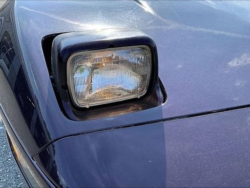 Used 1992 Chevrolet Corvette Convertible RWD image 23