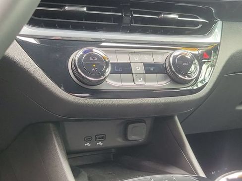 Certified 2024 Buick Envista Sport Touring w/ Convenience II Package FWD image 30