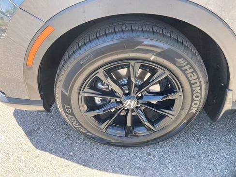Certified 2025 Honda CR-V Sport-L image 10