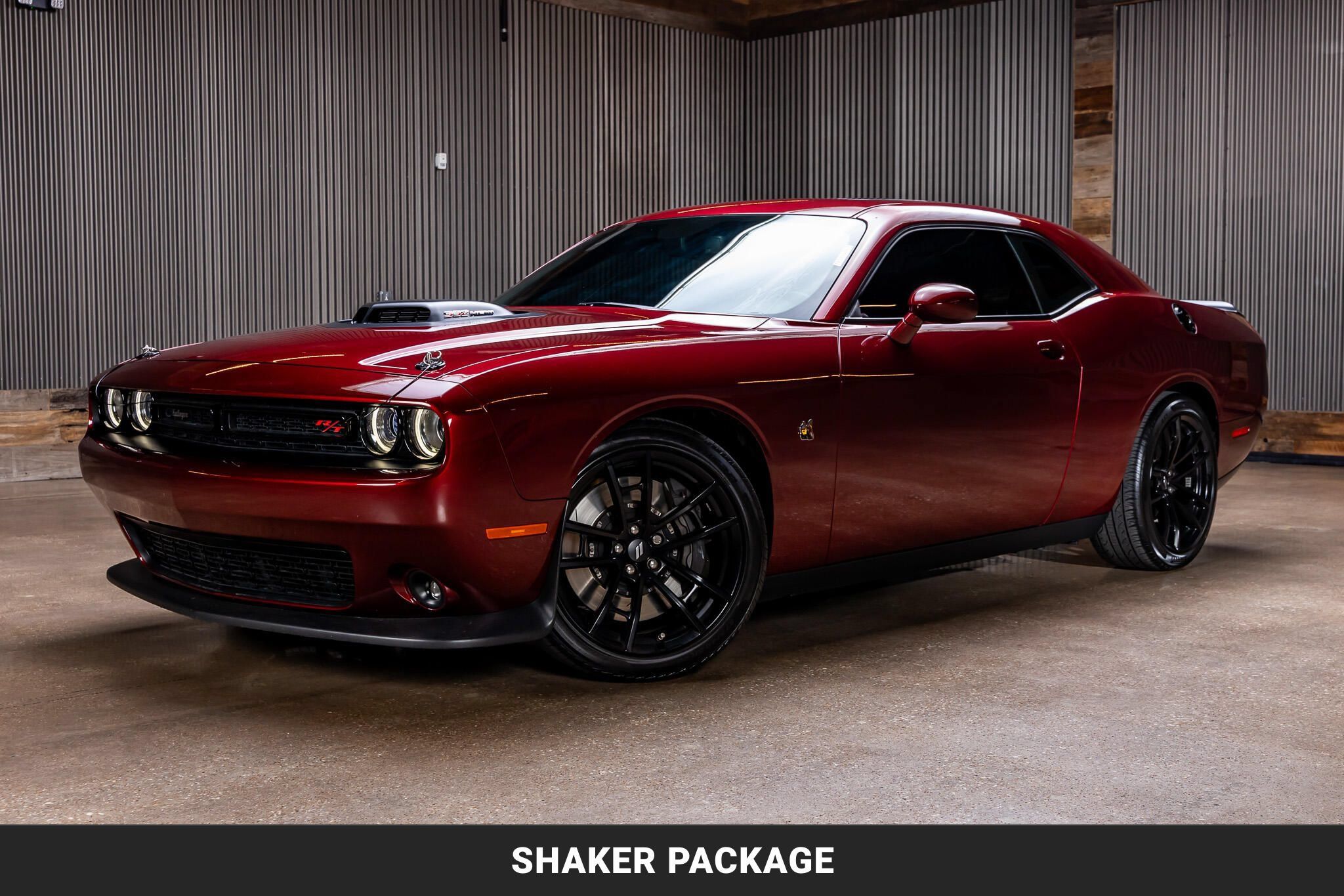 Used 2022 Dodge Challenger R/T Scat Pack w/ Shaker Package RWD image 4