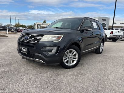 Used 2017 Ford Explorer XLT