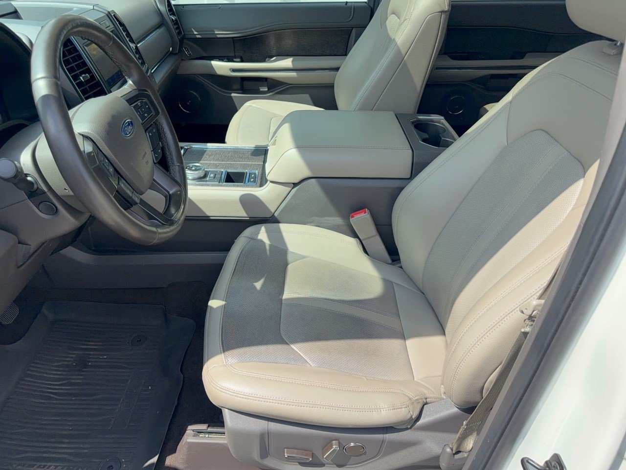 Used 2021 Ford Expedition Max Limited RWD image 5