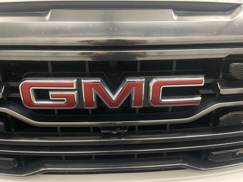 Used 2024 GMC Sierra 1500 AT4 w/ AT4 Premium Package AWD/4WD image 26