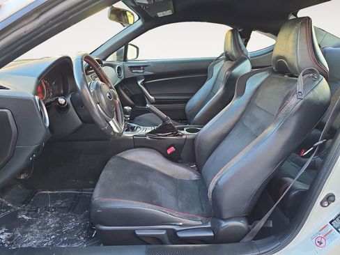 Used 2015 Subaru BRZ Limited image 9