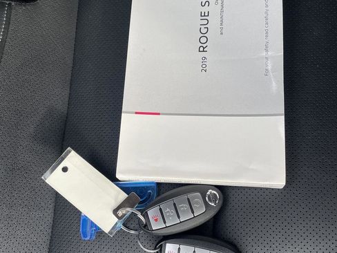 Used 2019 Nissan Rogue Sport SL image 26