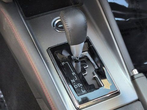 Used 2025 Mitsubishi Outlander Sport SE AWD/4WD image 19