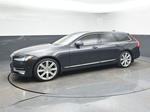 Used 2018 Volvo V90 T5 Inscription image 4