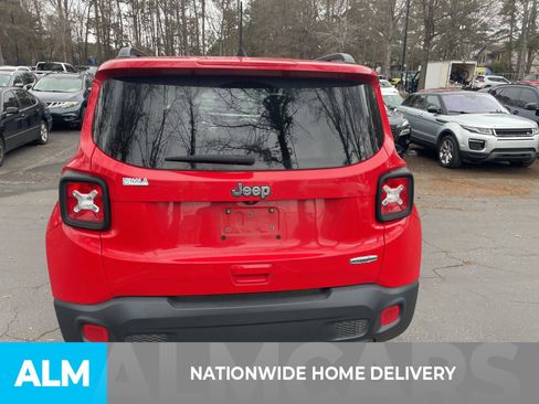 Used 2018 Jeep Renegade Latitude image 5