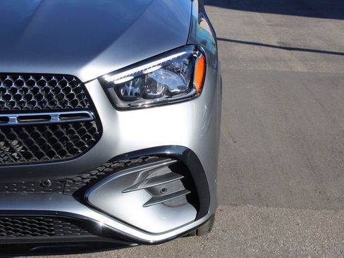 Certified 2024 Mercedes-Benz GLE 450 4MATIC image 11