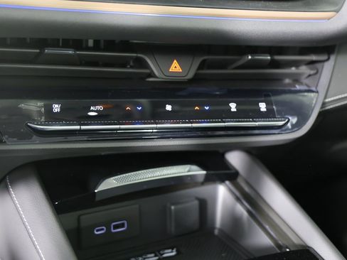 New 2025 Buick Envision Sport Touring image 19