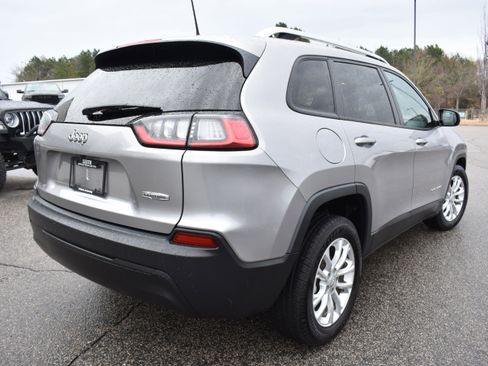 Used 2021 Jeep Cherokee Latitude image 9