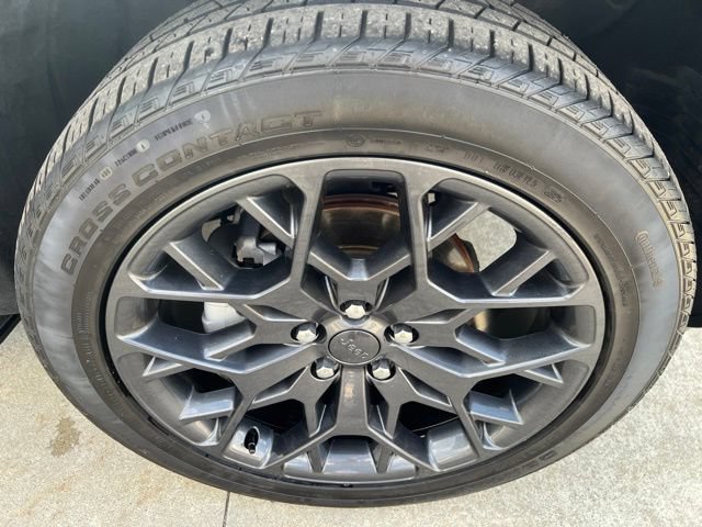 Used 2025 Jeep Grand Cherokee Summit w/ Obsidian Package AWD/4WD image 8
