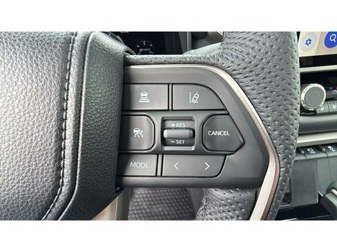 New 2026 Toyota Tundra Limited AWD/4WD image 25