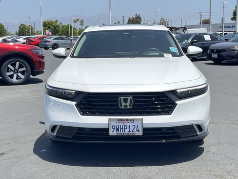 Certified 2025 Honda Accord Touring image 4