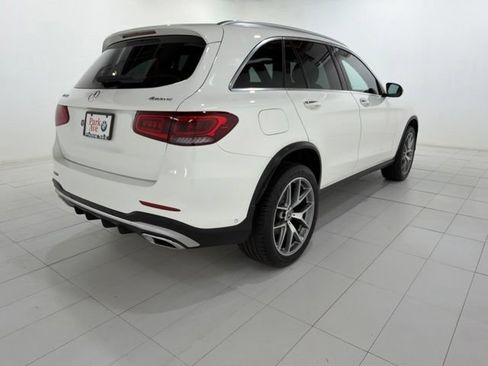 Used 2022 Mercedes-Benz GLC 300 4MATIC image 5
