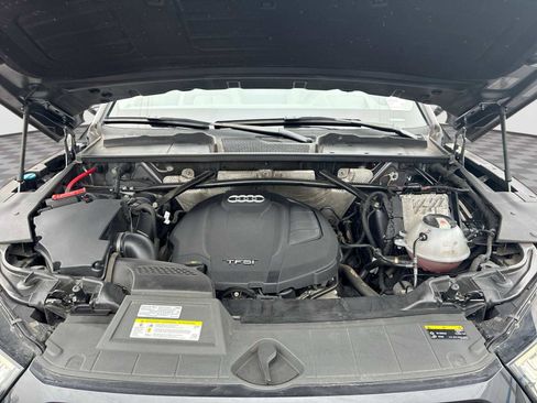 Used 2019 Audi Q5 Prestige w/ Prestige Package image 31