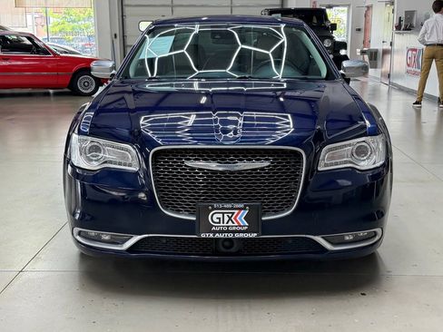 Used 2015 Chrysler 300 C Platinum w/ Harman/Kardon Audio Group RWD image 6