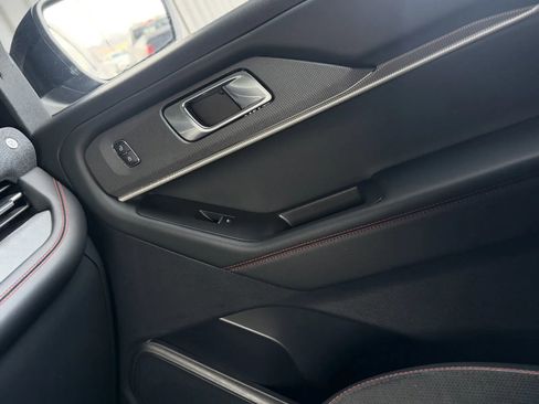Used 2025 Ford Explorer ST image 42