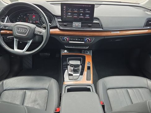 Used 2022 Audi Q5 2.0T Premium w/ Convenience Package AWD/4WD image 18
