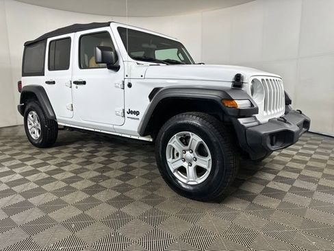 Used 2022 Jeep Wrangler Unlimited Sport image 2