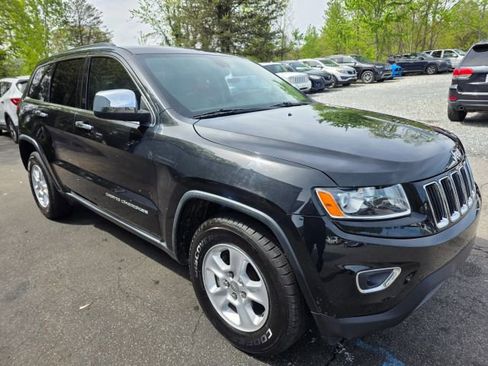 Used 2015 Jeep Grand Cherokee Laredo w/ Quick Order Package 23E image 3