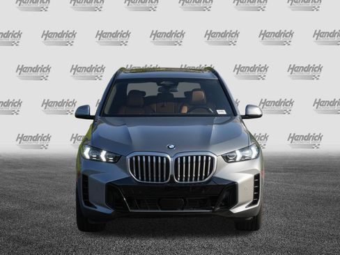Certified 2026 BMW X5 xDrive40i AWD/4WD image 3