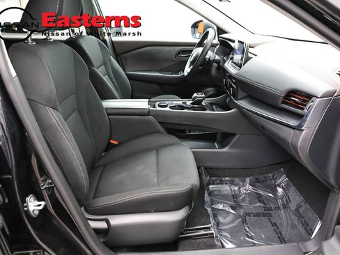 Used 2023 Nissan Rogue S AWD/4WD image 24