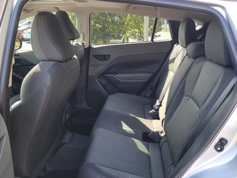 Used 2024 Subaru Crosstrek 2.0i Premium image 13