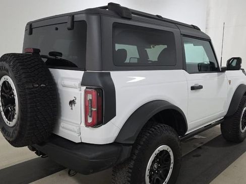 Certified 2023 Ford Bronco Badlands AWD/4WD image 3