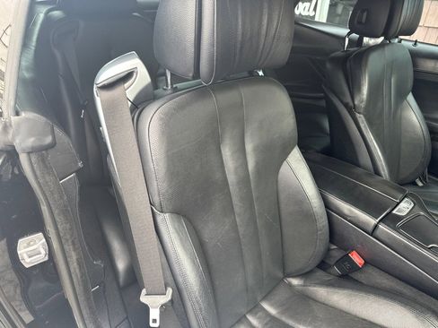 Used 2018 BMW 640i Convertible image 11