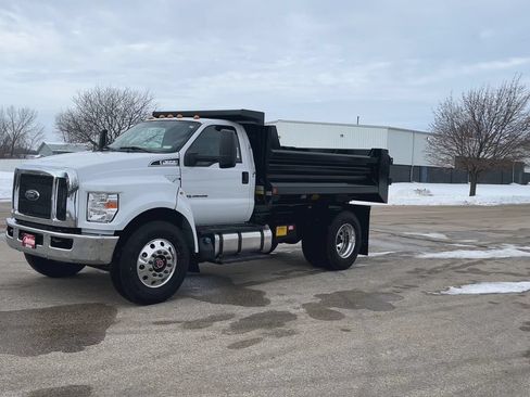 New 2026 Ford F650 2WD Regular Cab Super Duty image 24