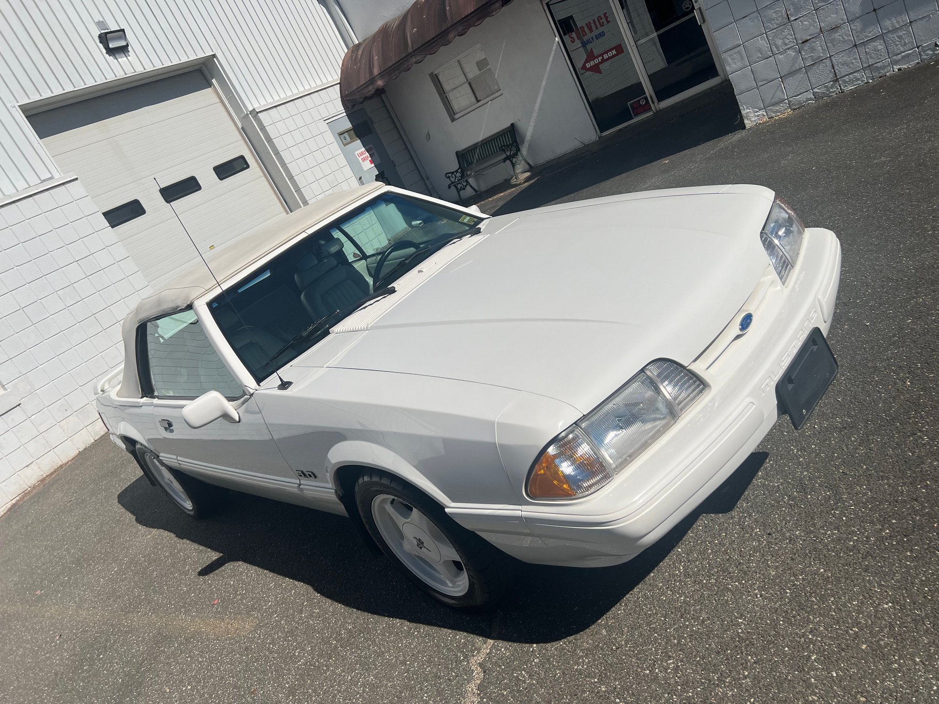 Used 1993 Ford Mustang LX RWD image 14