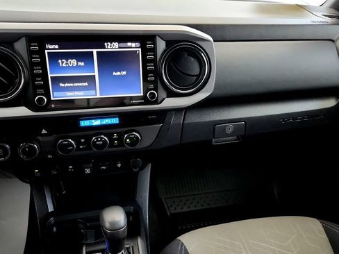 Certified 2023 Toyota Tacoma TRD Sport w/ Technology Package AWD/4WD image 28