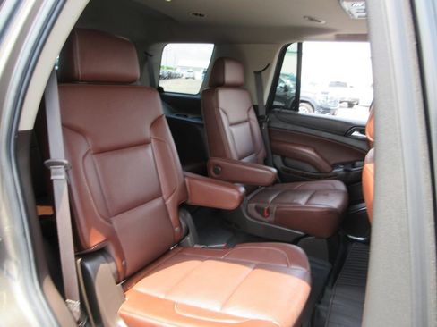 Used 2016 Chevrolet Tahoe LTZ AWD/4WD image 28