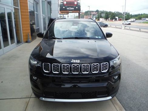 New 2026 Jeep Compass Limited w/ Sun, Sound & Navigation Group AWD/4WD image 9