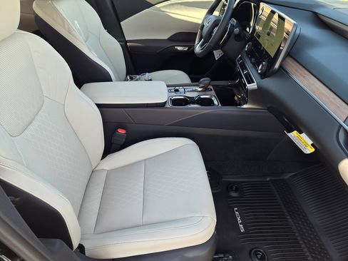 New 2026 Lexus RX 350 Premium Plus w/ Convenience Package image 11
