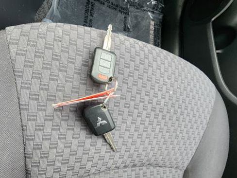 Used 2019 Mitsubishi Mirage ES image 19