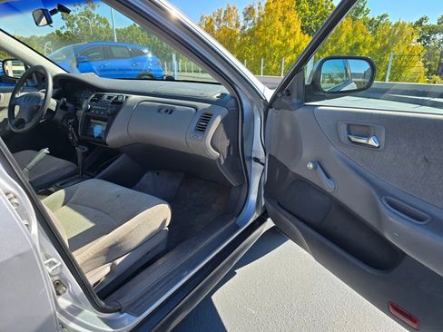 Used 2002 Honda Accord VP image 14