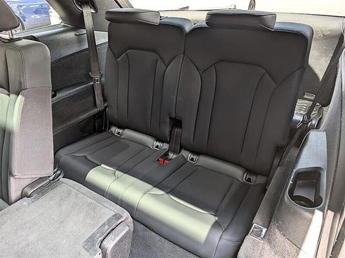 Used 2021 Audi Q7 2.0T Premium w/ Convenience Package AWD/4WD image 27