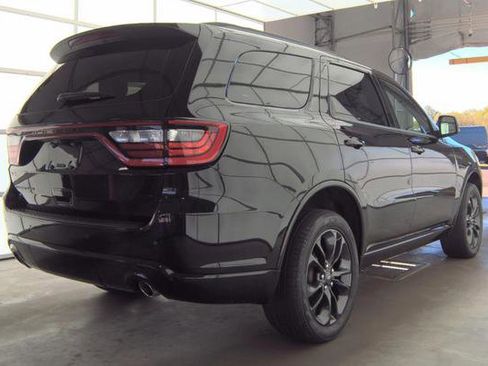 Used 2022 Dodge Durango GT image 3