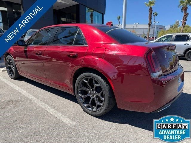 Used 2019 Chrysler 300 Touring w/ Sport Appearance Package RWD image 4