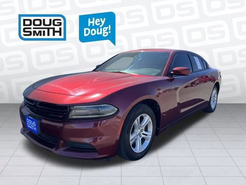 Used 2020 Dodge Charger SXT RWD image 1