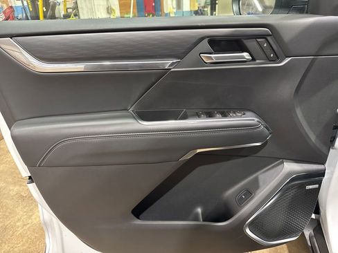 New 2026 GMC Acadia Elevation w/ Black Edition AWD/4WD image 20