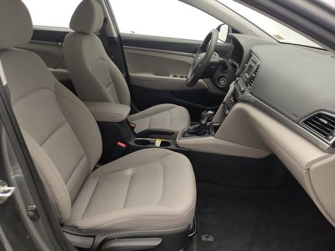 Used 2018 Hyundai Elantra SE w/ Cargo Package FWD image 21
