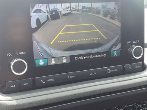 Used 2025 Honda Accord SE image 17