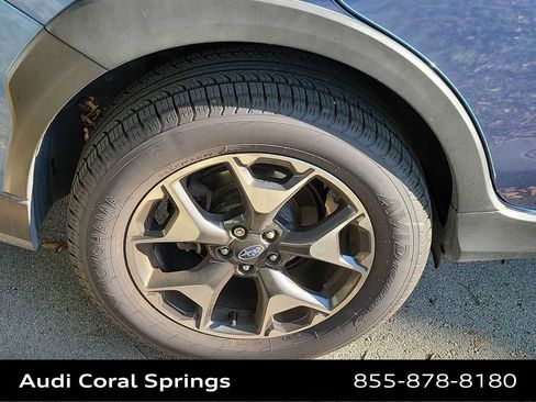 Used 2019 Subaru Crosstrek 2.0i w/ Eyesight System image 22