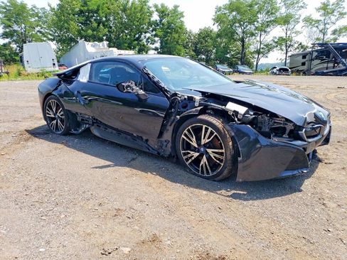 Used 2019 BMW i8 Coupe AWD/4WD image 1